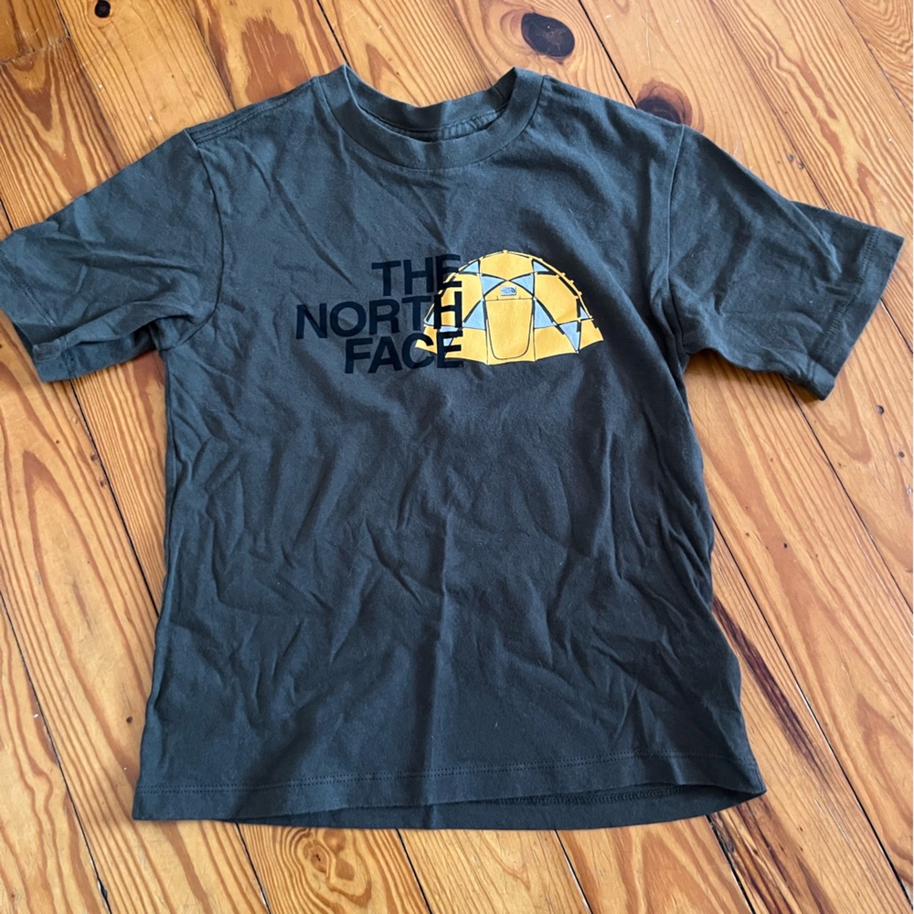 Kids North Face tee